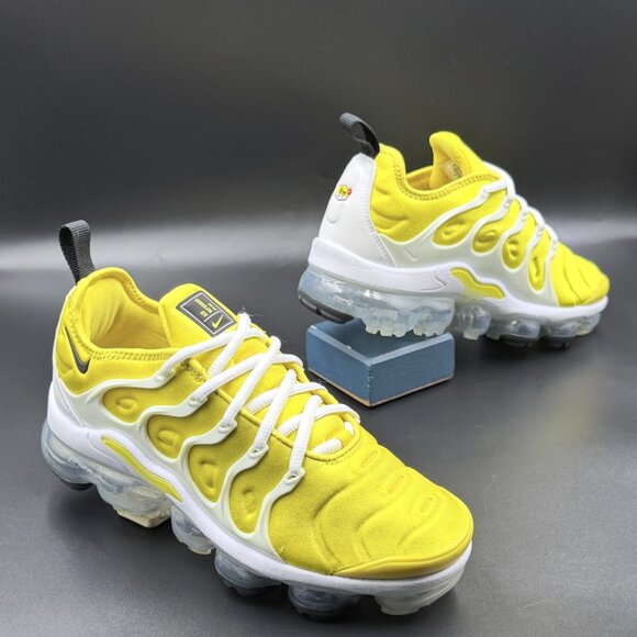 Nike Wmns Air VaporMax Plus 'Sunshine Yellow'' - Picture 6 of 11